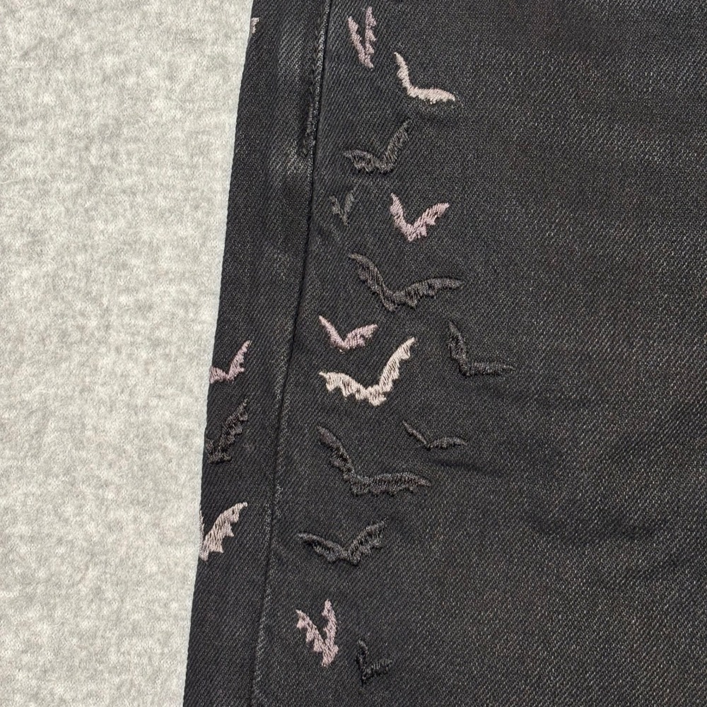 American Eagle Women's 000 Reg Black Denim Jeans‎ High-Rise Bat Embroidered Goth - Picture 3 of 11
